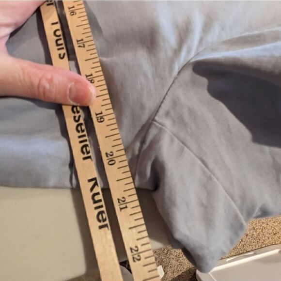 cabi linen & cotton trench style coat in periwinkle, lilac medium - Picture 12 of 16